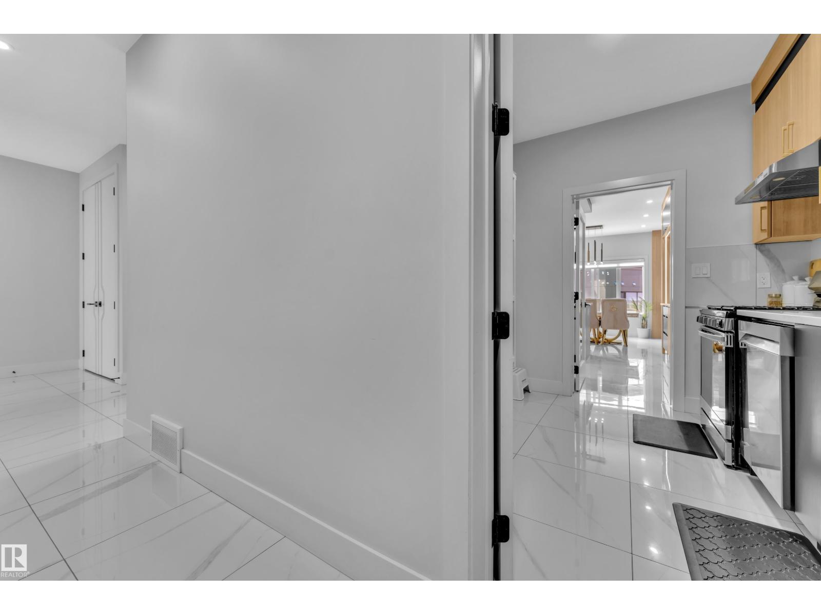 136 30 ST SW - 11