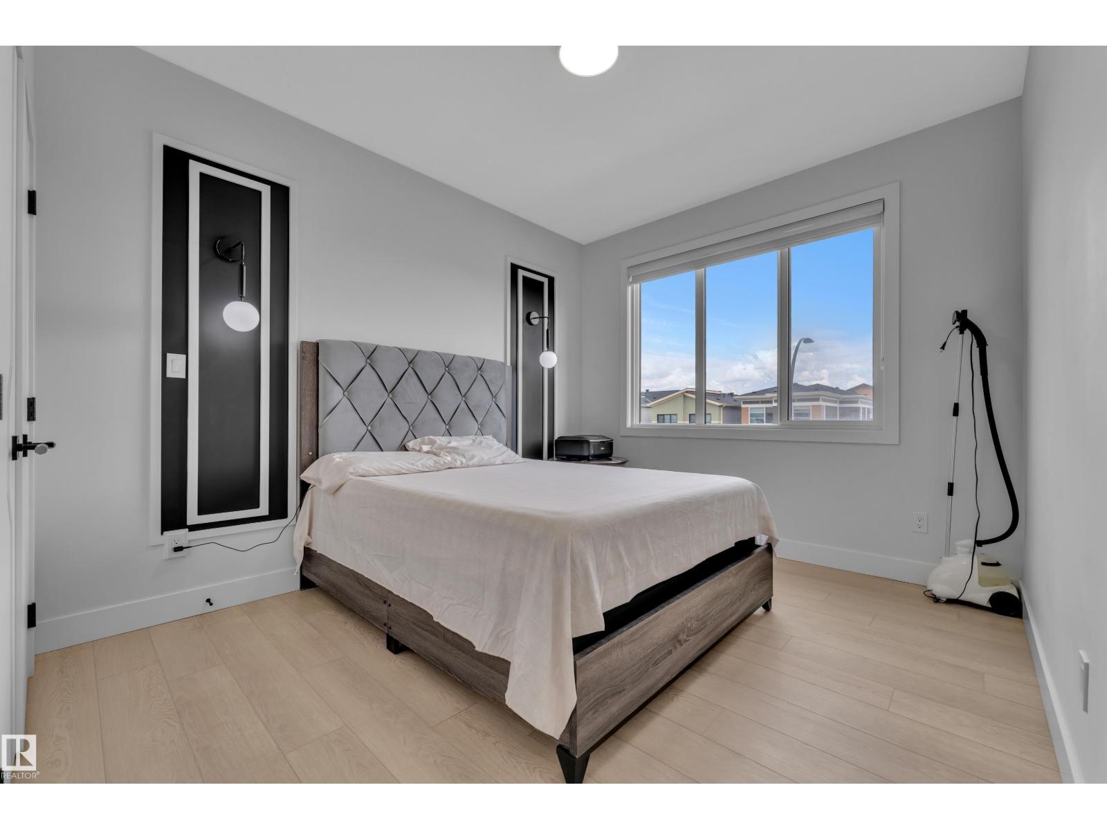 136 30 ST SW - 24