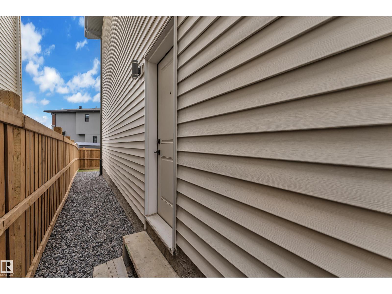 136 30 ST SW - 37