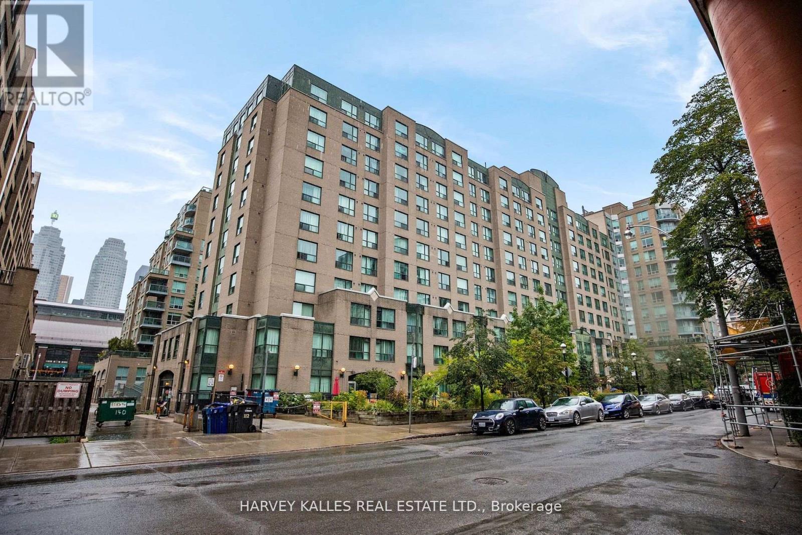 #512 109 FRONT STREET E - 29