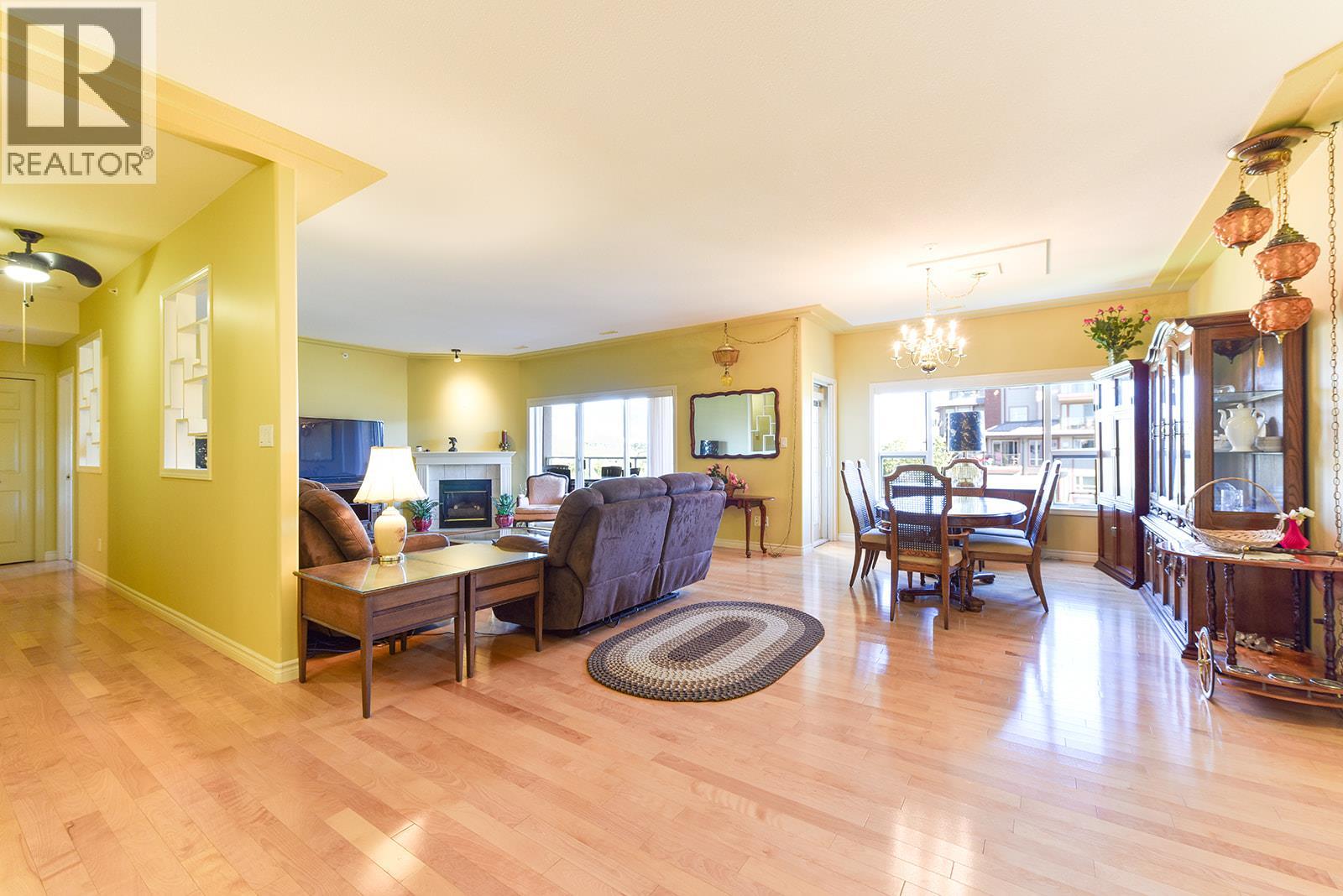 #803 2245 Atkinson Street - 3