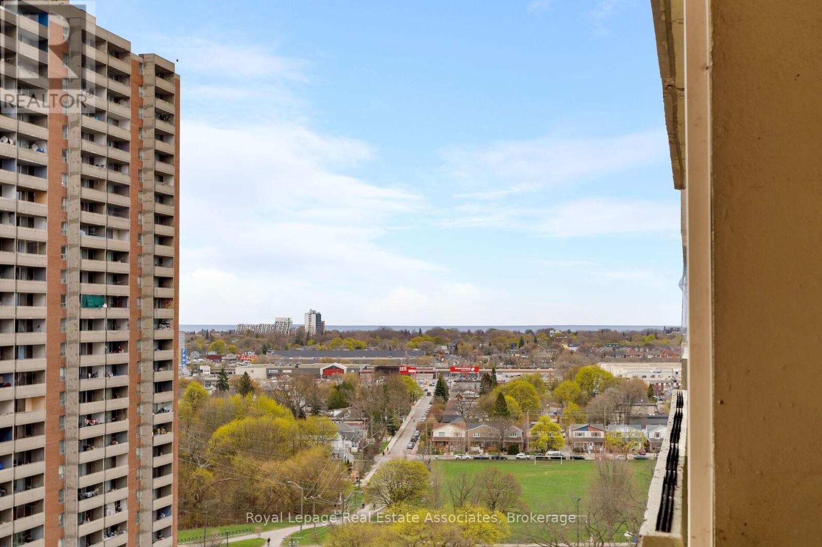 #1710 5 MASSEY SQUARE - 13