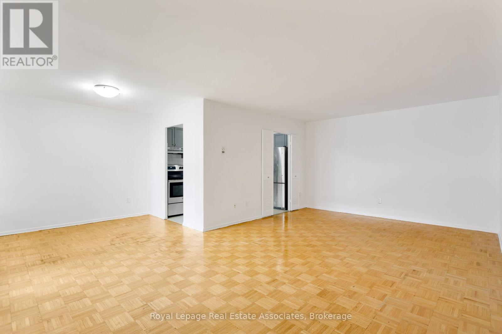 #1710 5 MASSEY SQUARE - 6