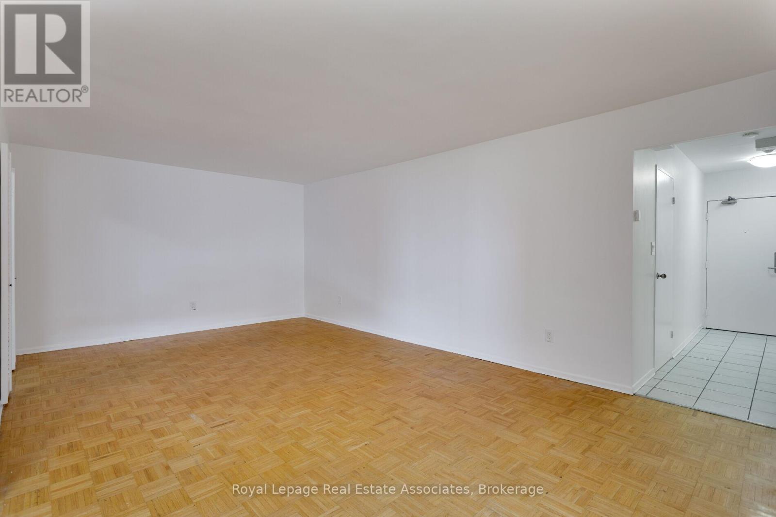 #1710 5 MASSEY SQUARE - 7