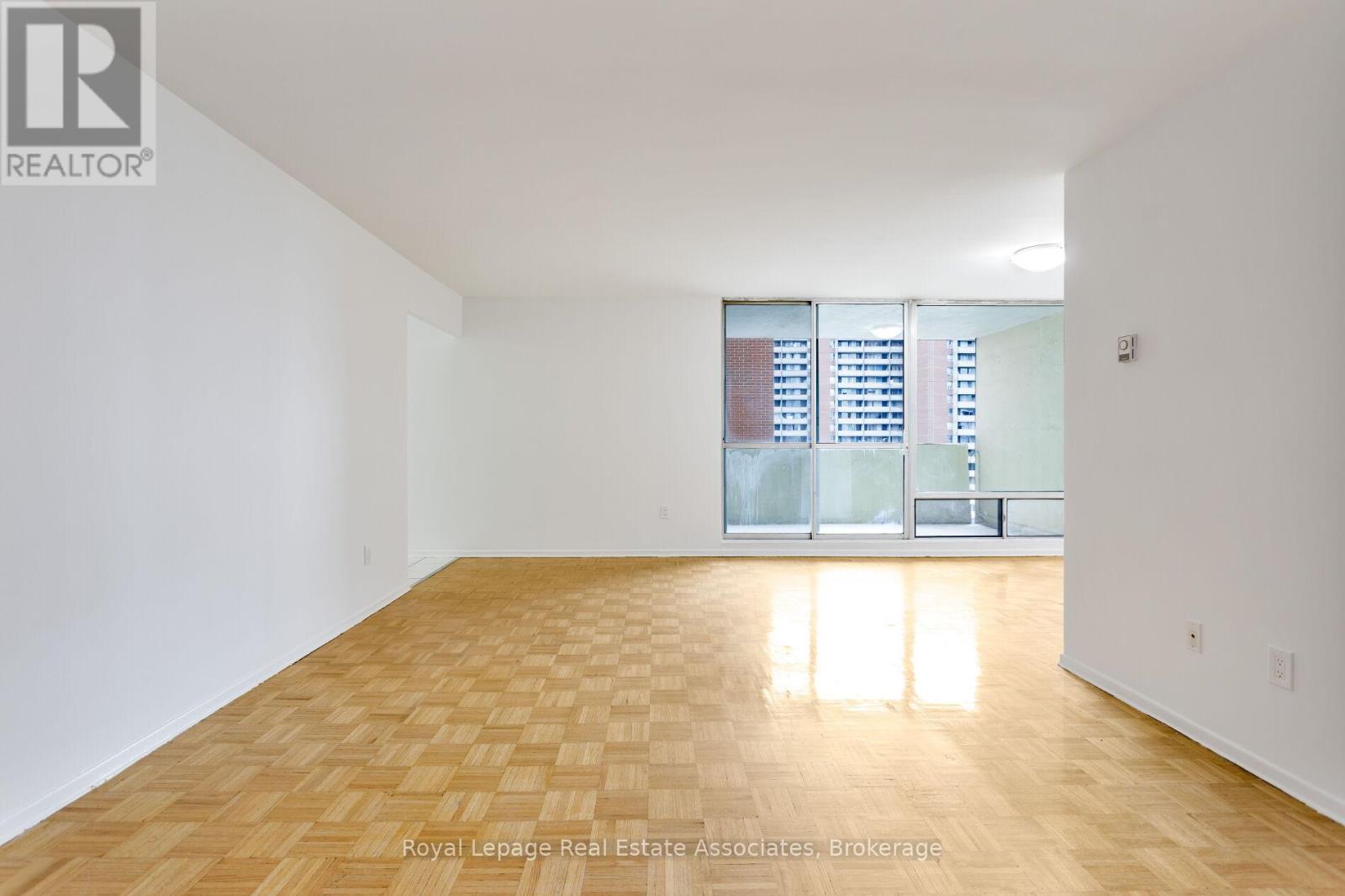 #1710 5 MASSEY SQUARE - 8