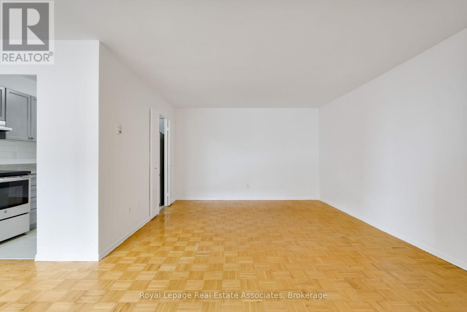 #1710 5 MASSEY SQUARE - 9