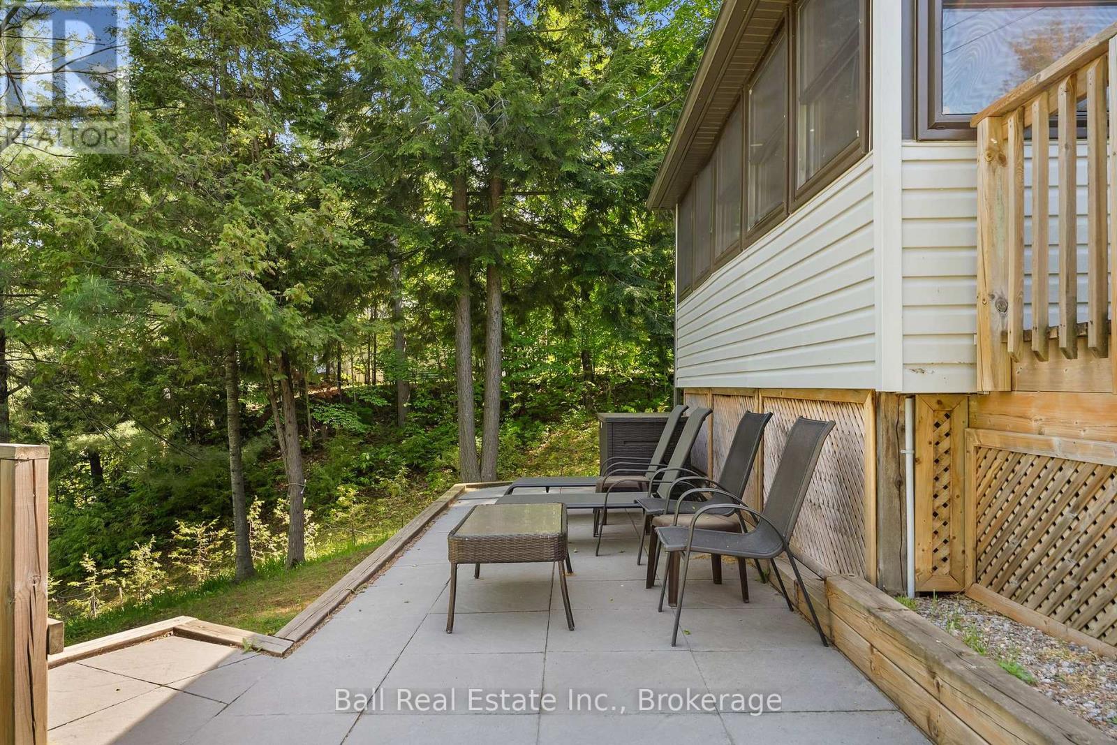 1120 RUTHVEN ROAD - 10
