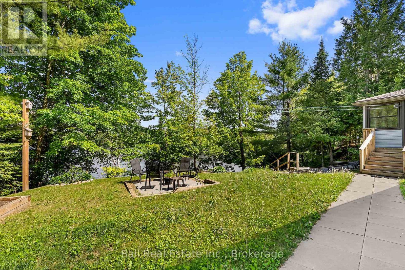 1120 RUTHVEN ROAD - 11