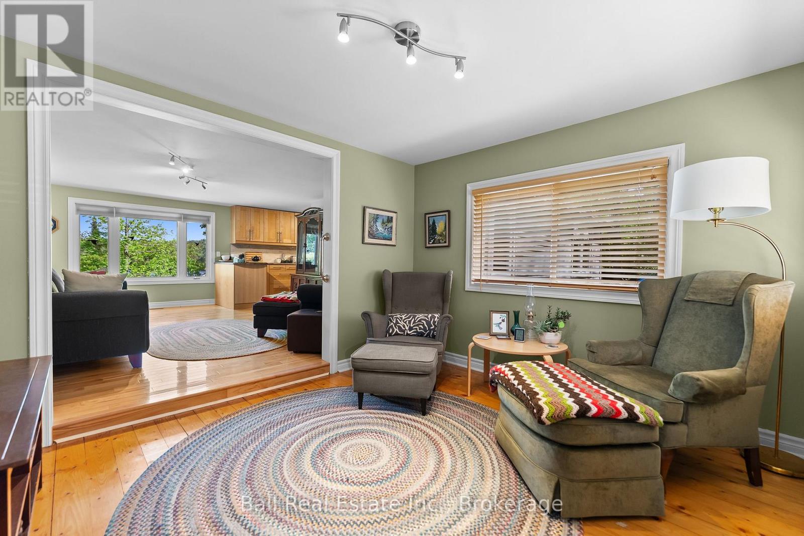 1120 RUTHVEN ROAD - 26