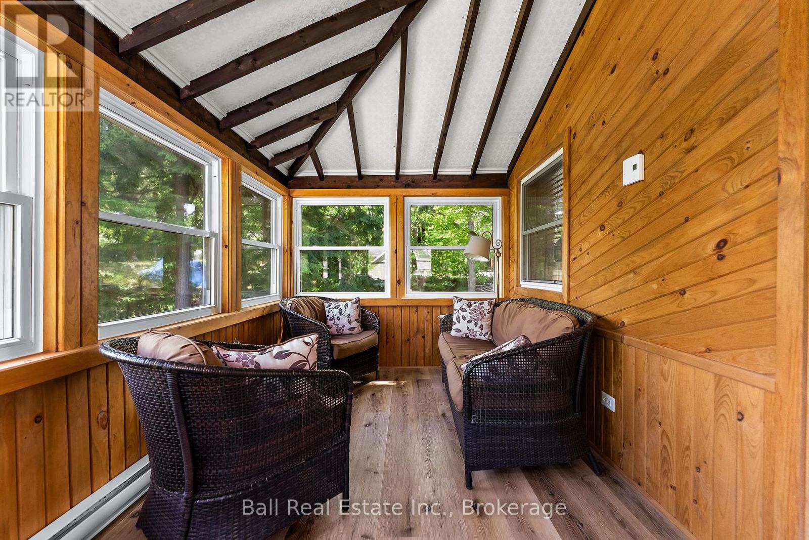 1120 RUTHVEN ROAD - 18