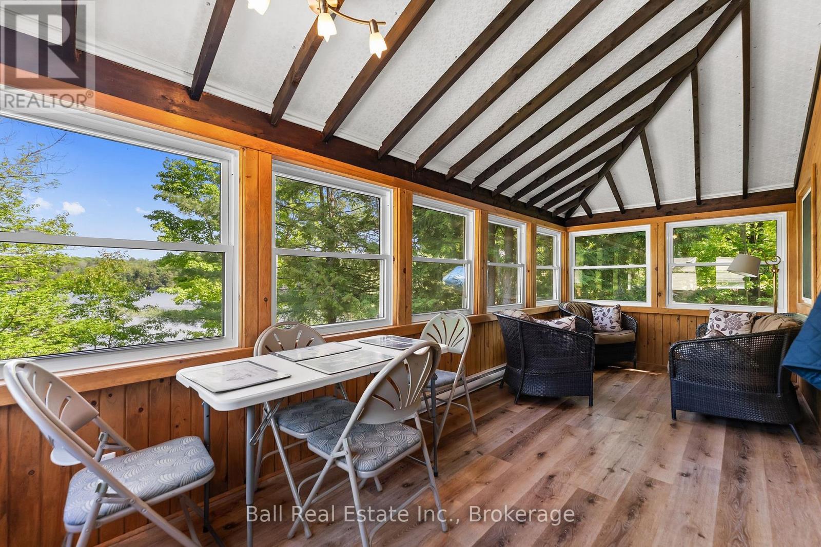 1120 RUTHVEN ROAD - 16