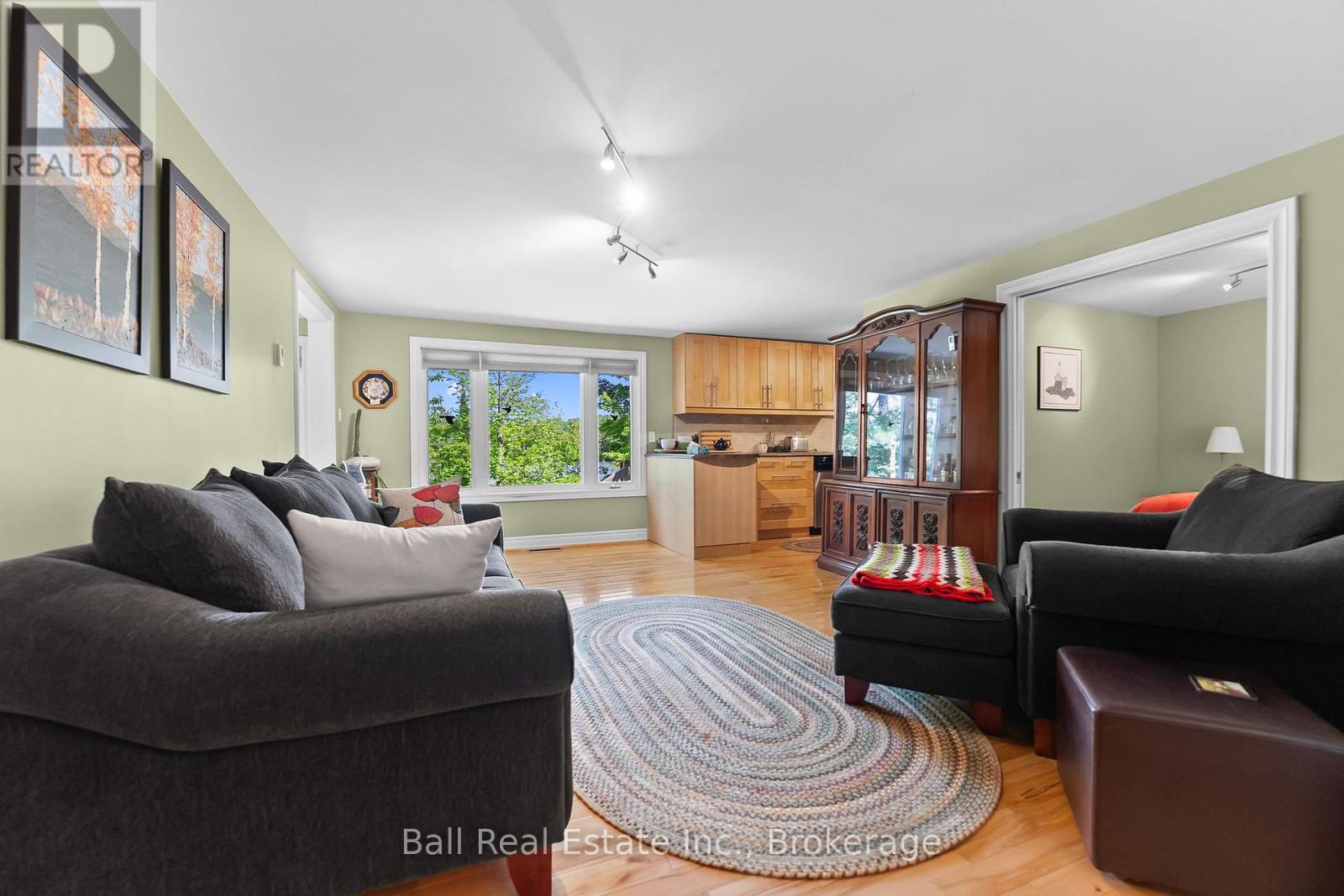1120 RUTHVEN ROAD - 28