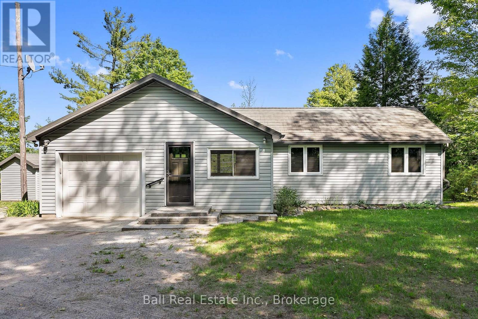 1120 RUTHVEN ROAD - 9