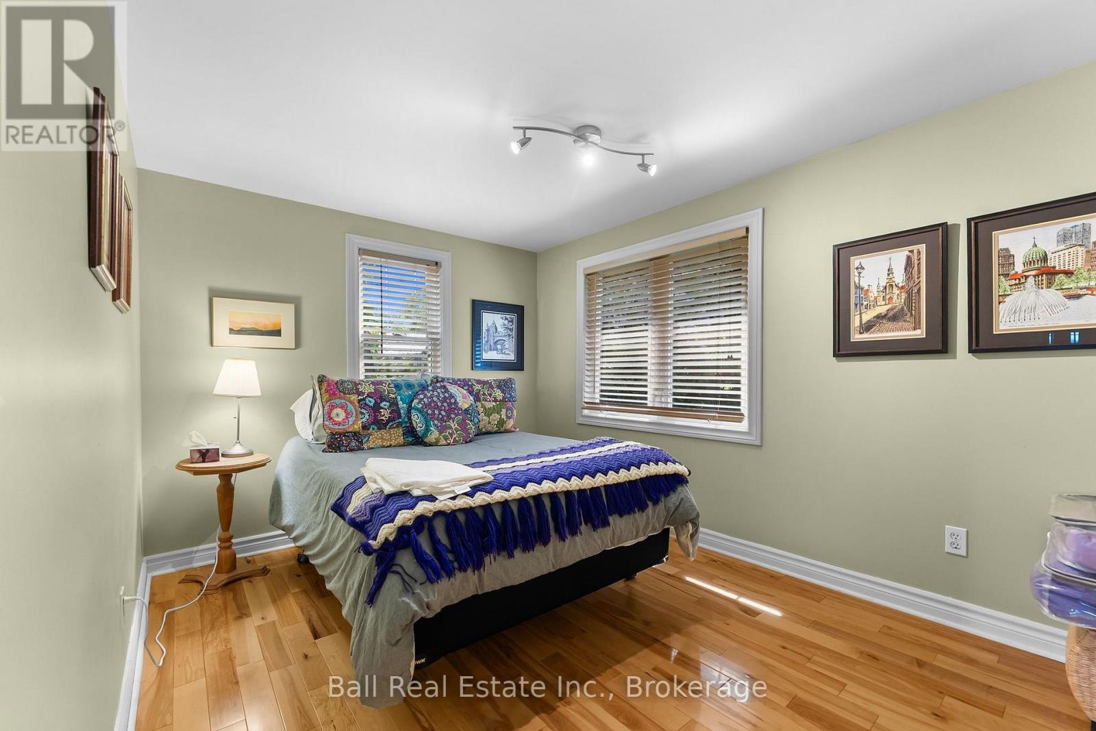 1120 RUTHVEN ROAD - 31