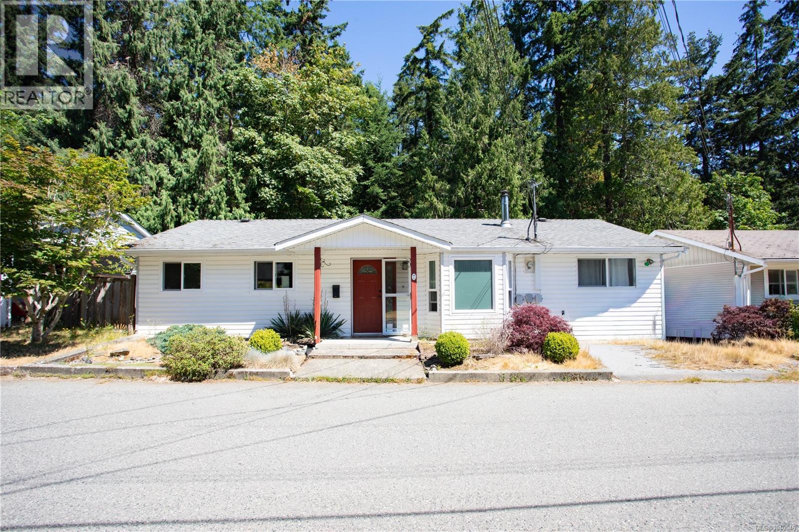 #7 4604 Hammond Bay Rd - 3