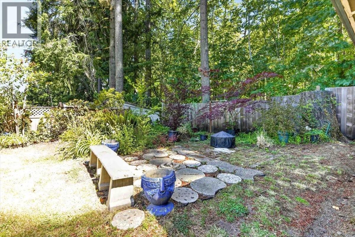 2155 Hamilton Dr, Port Alberni