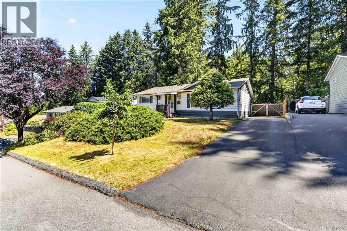 2155 Hamilton Dr, Port Alberni