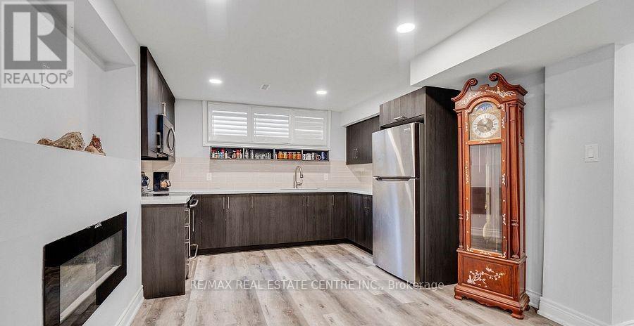 1011 PEARSON DRIVE - 33