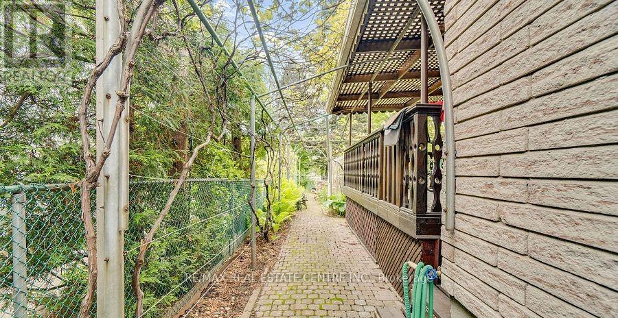 1011 PEARSON DRIVE - 38