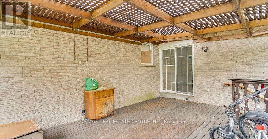 1011 PEARSON DRIVE - 39