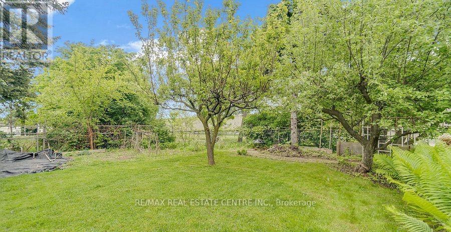 1011 PEARSON DRIVE - 42