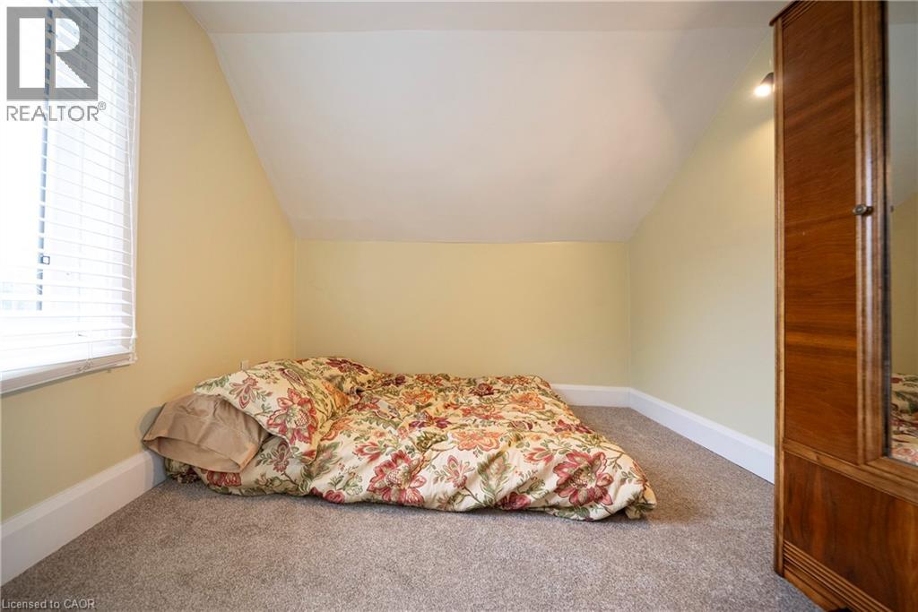 5-bedroom home for sale at 97 MECHANIC Street W, Waterford ON · photo 34 of 37