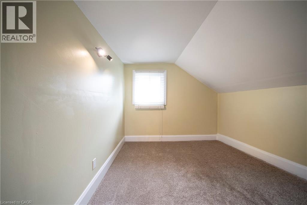 5-bedroom home for sale at 97 MECHANIC Street W, Waterford ON · photo 36 of 37