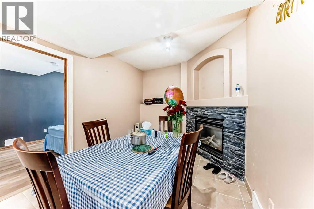30 Covehaven View NE - 32