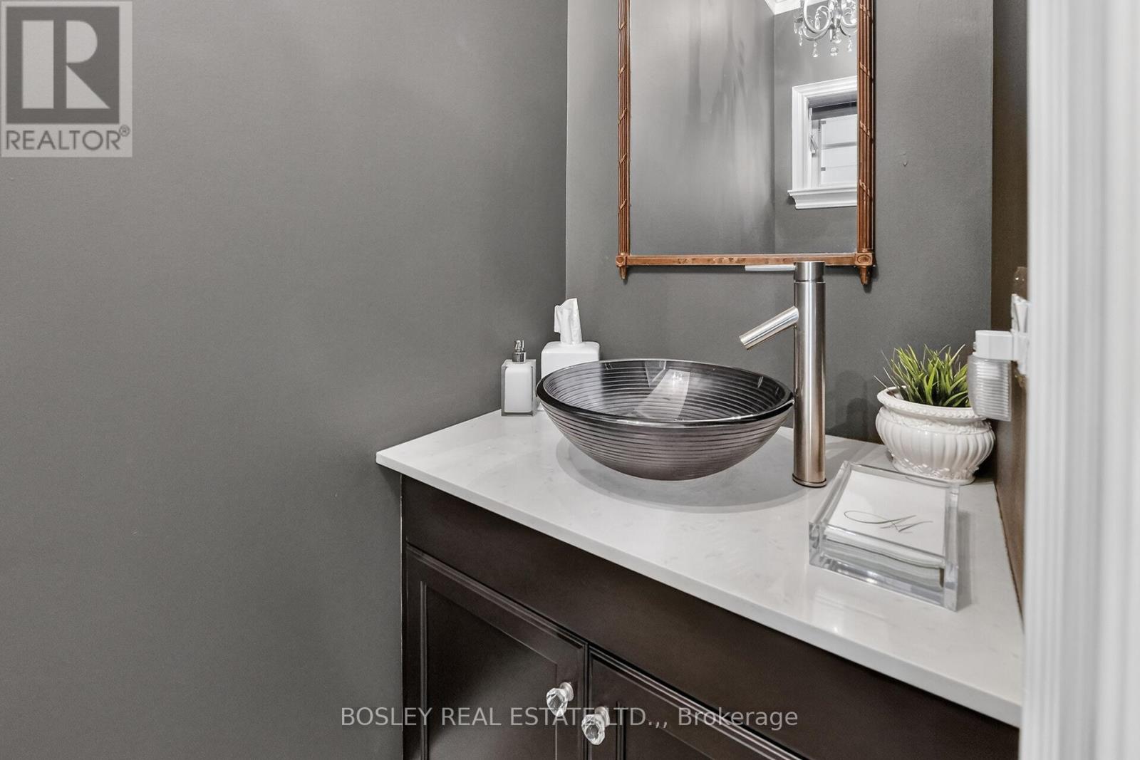 #UNIT 5 175 QUEEN STREET - 20
