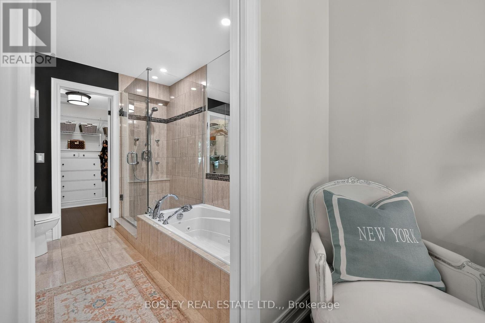 #UNIT 5 175 QUEEN STREET - 25