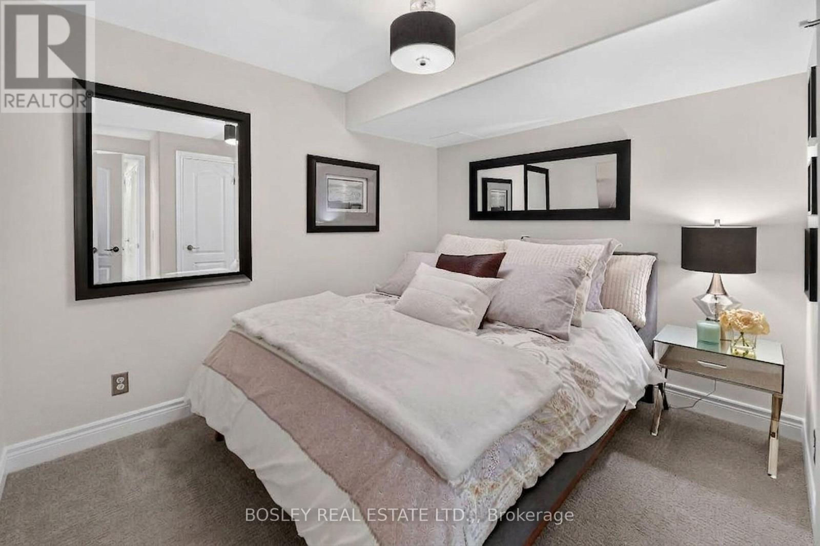 #UNIT 5 175 QUEEN STREET - 37