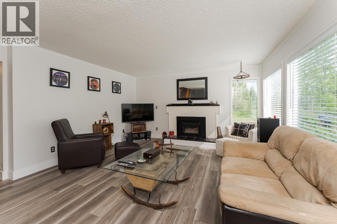 4755 UPPER FRASER ROAD - 10