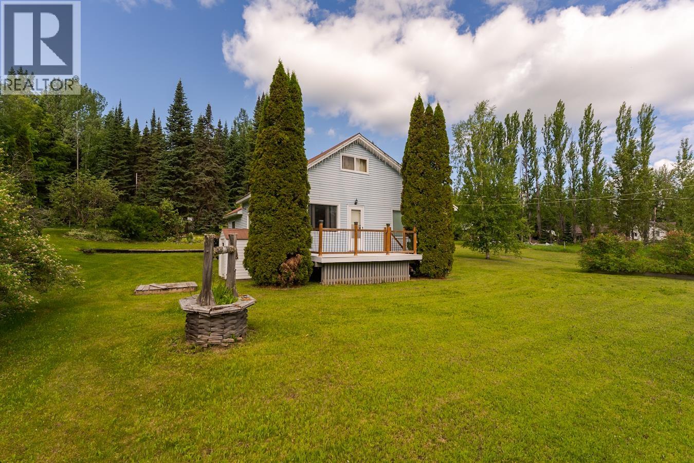 Living room of 4755 UPPER FRASER ROAD · Prince George, BC