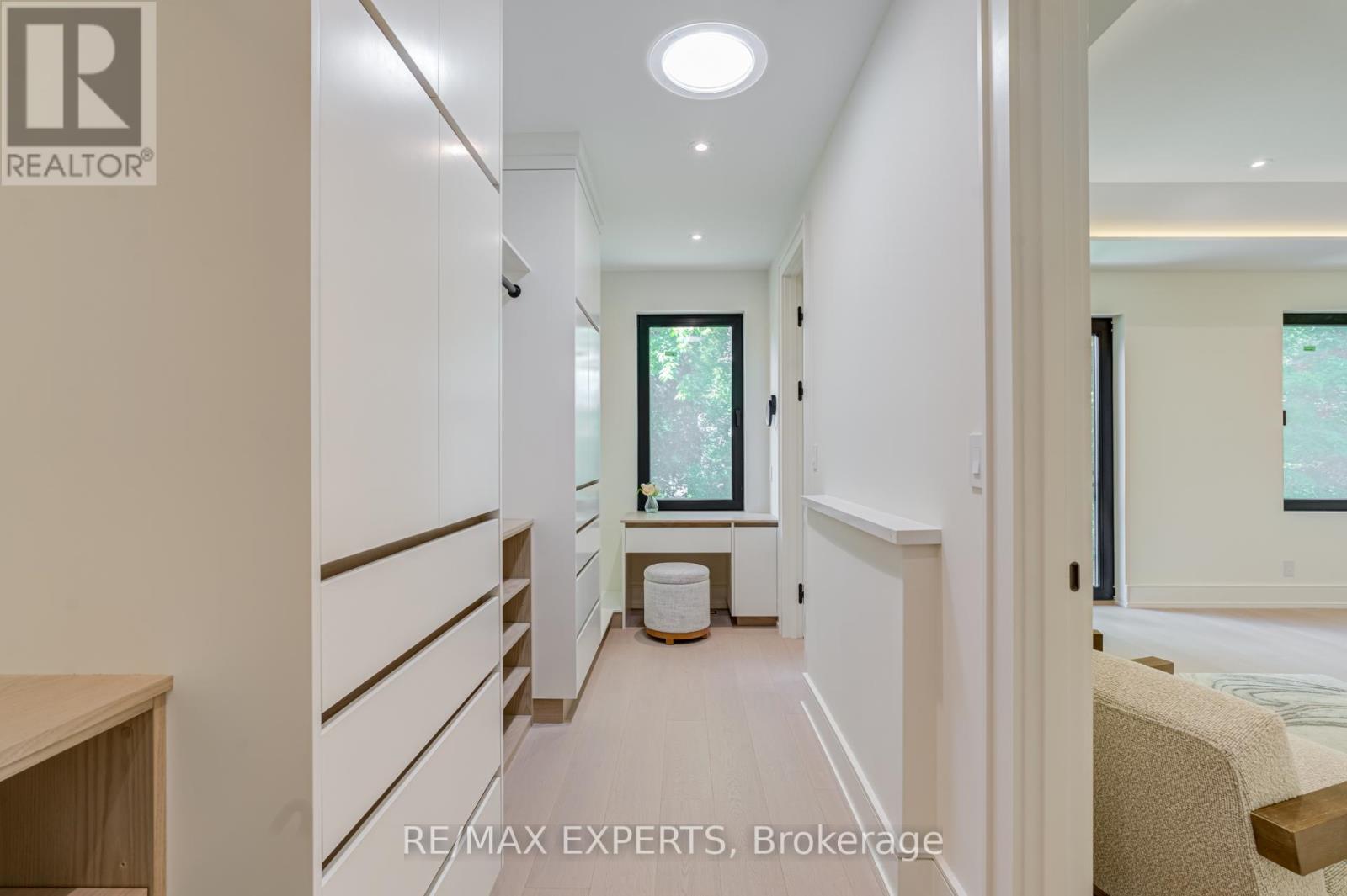 84 MOSLEY STREET - 26