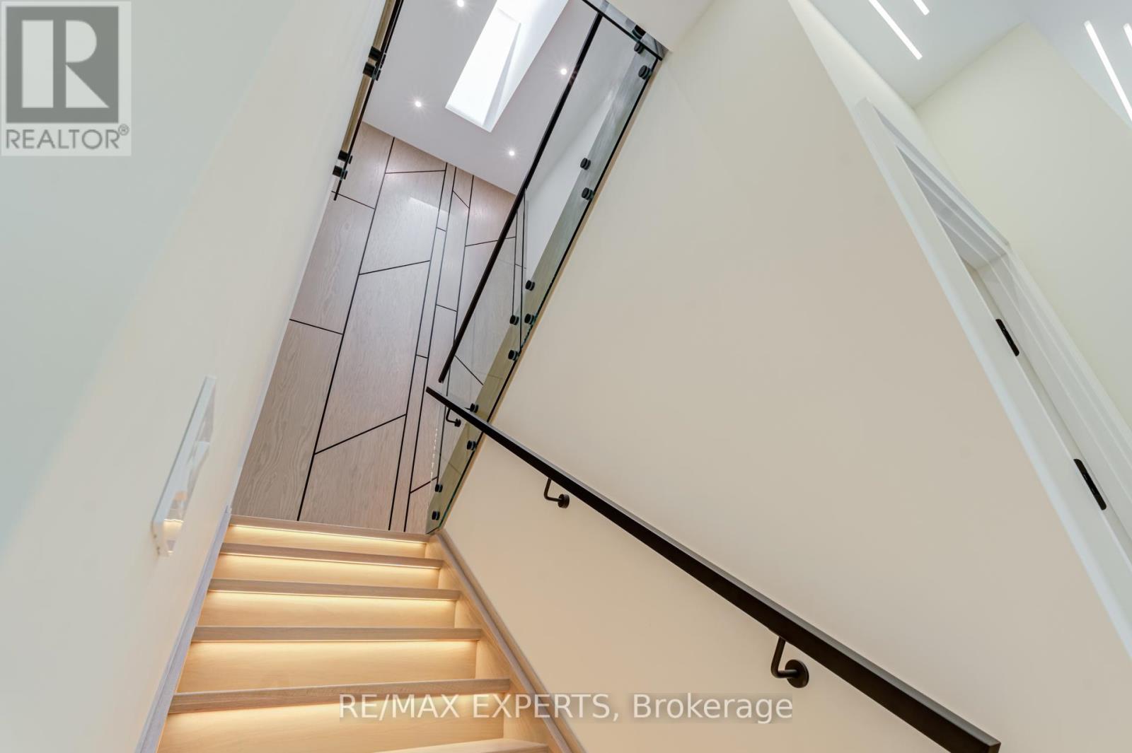 84 MOSLEY STREET - 20