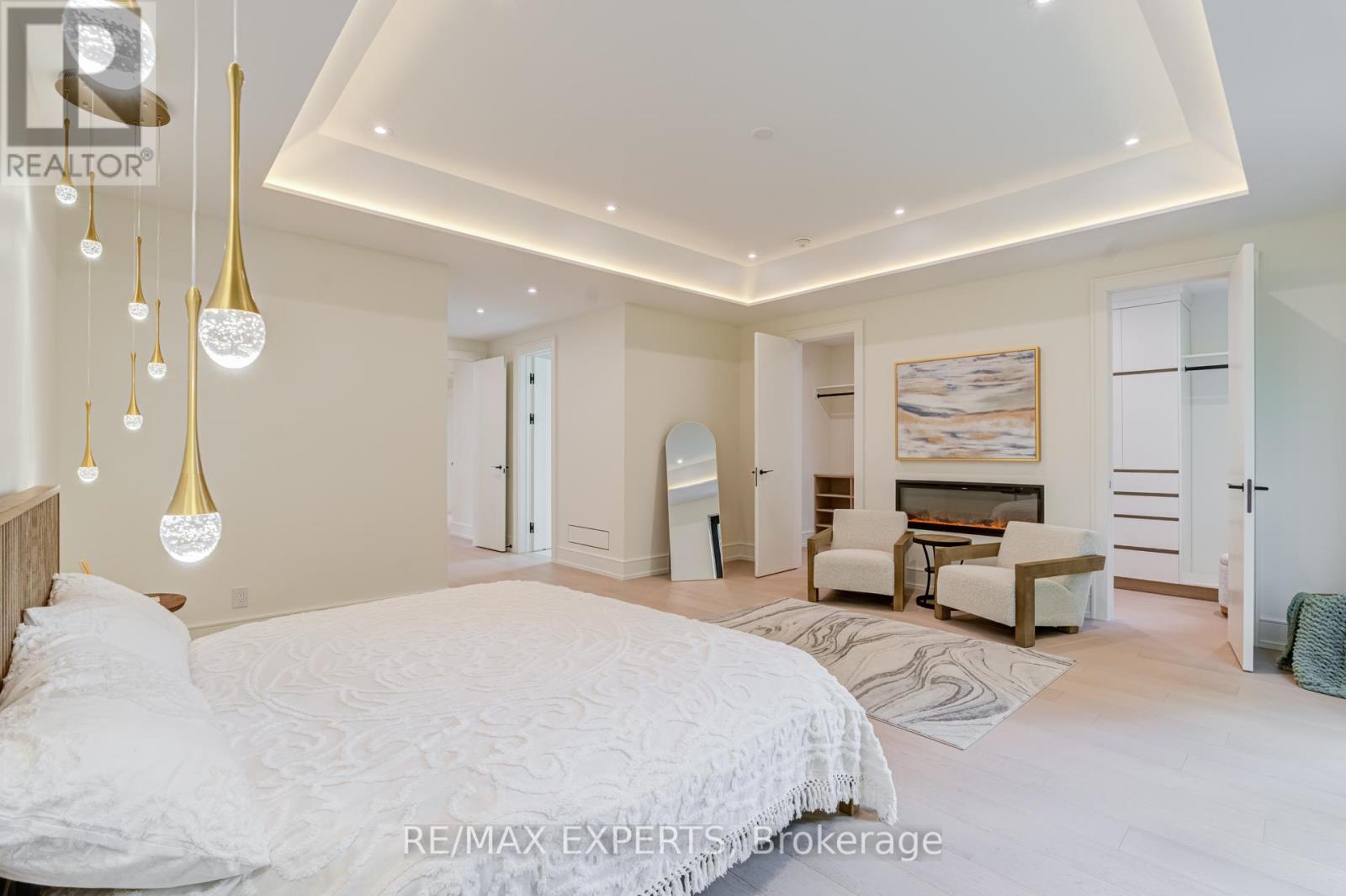 84 MOSLEY STREET - 24