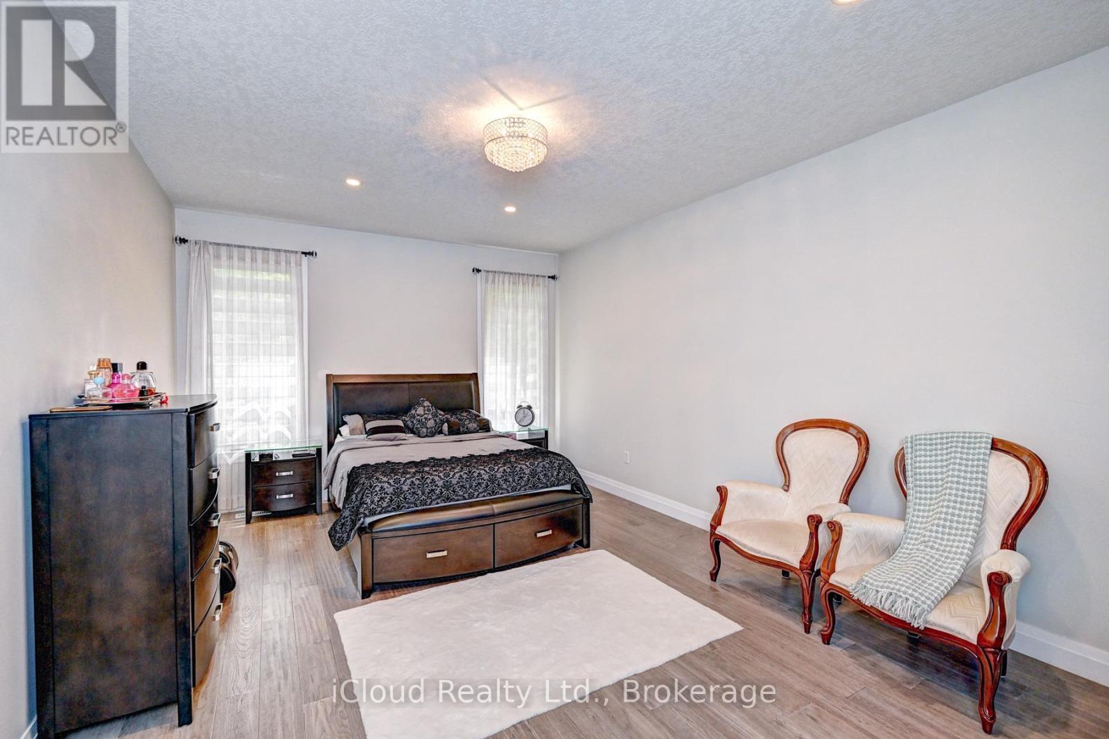 65 ARKELL ROAD - 21
