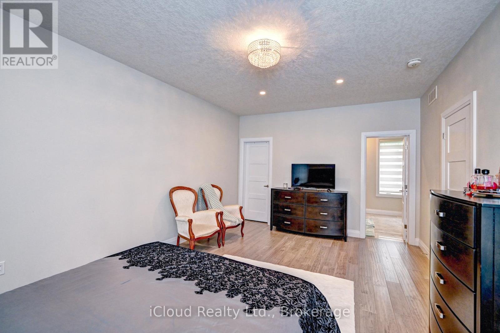 65 ARKELL ROAD - 22