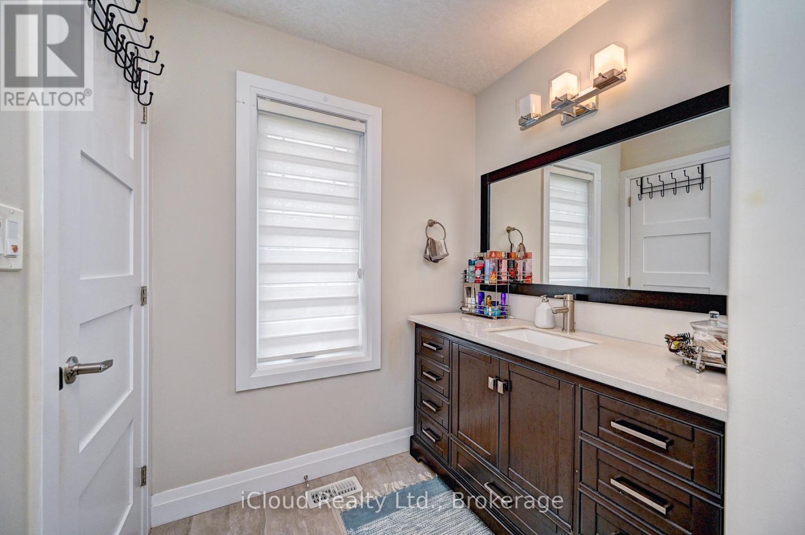65 ARKELL ROAD - 26