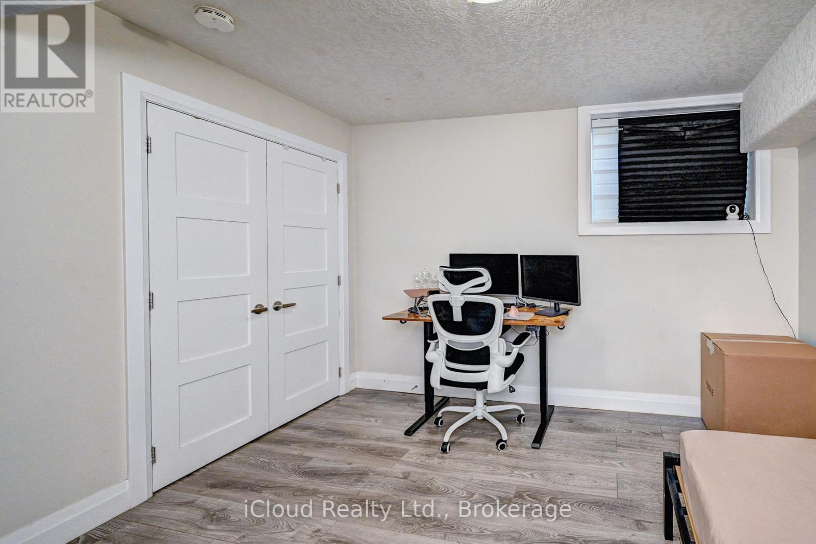 65 ARKELL ROAD - 36