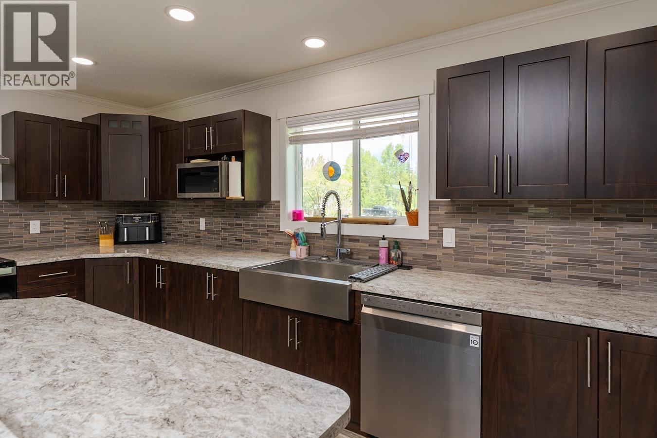 7825 LARSON ROAD - 28