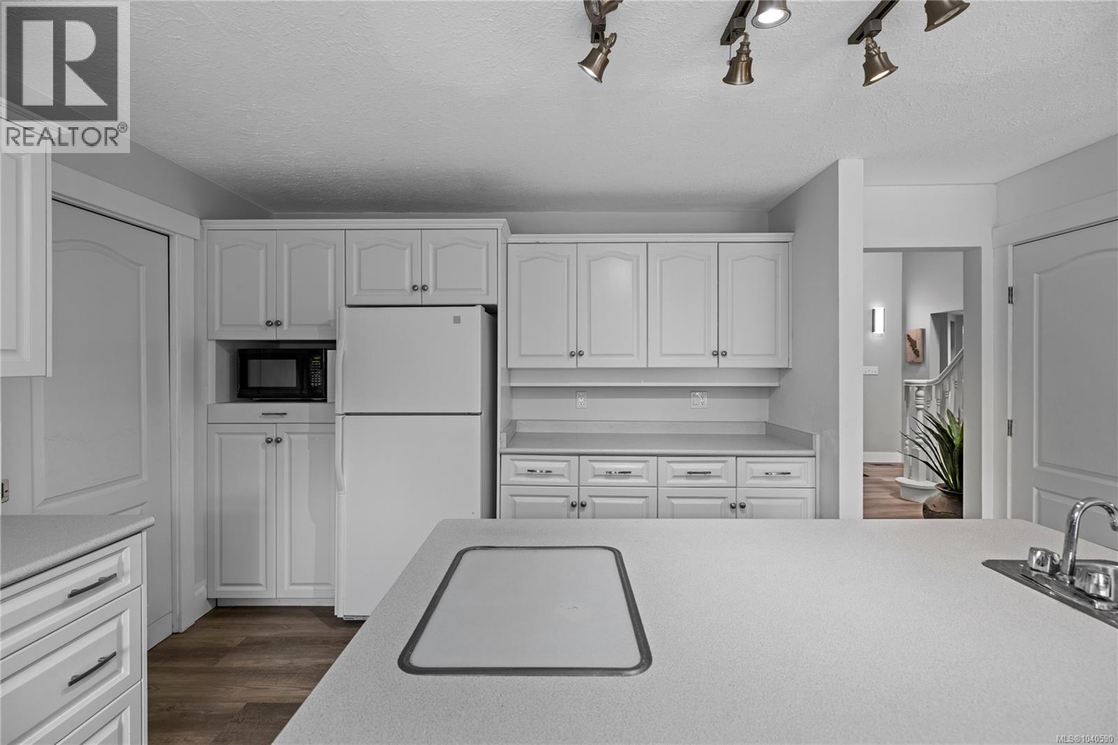 2620 Ross Rd - 10