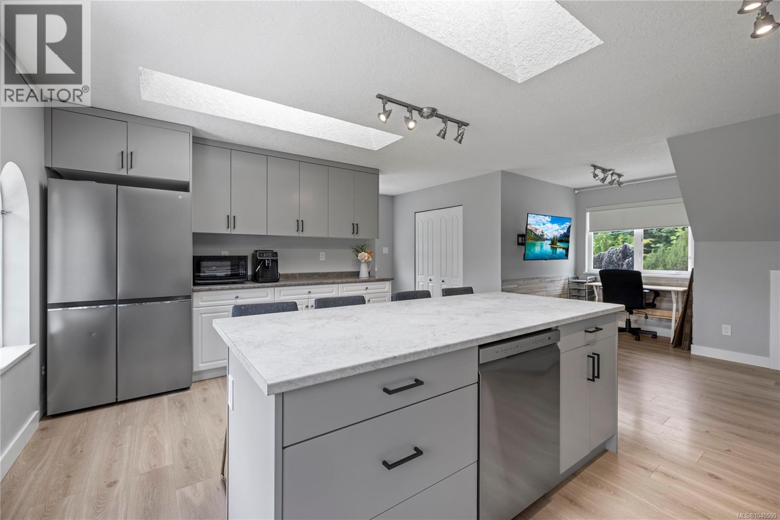 2620 Ross Rd - 32