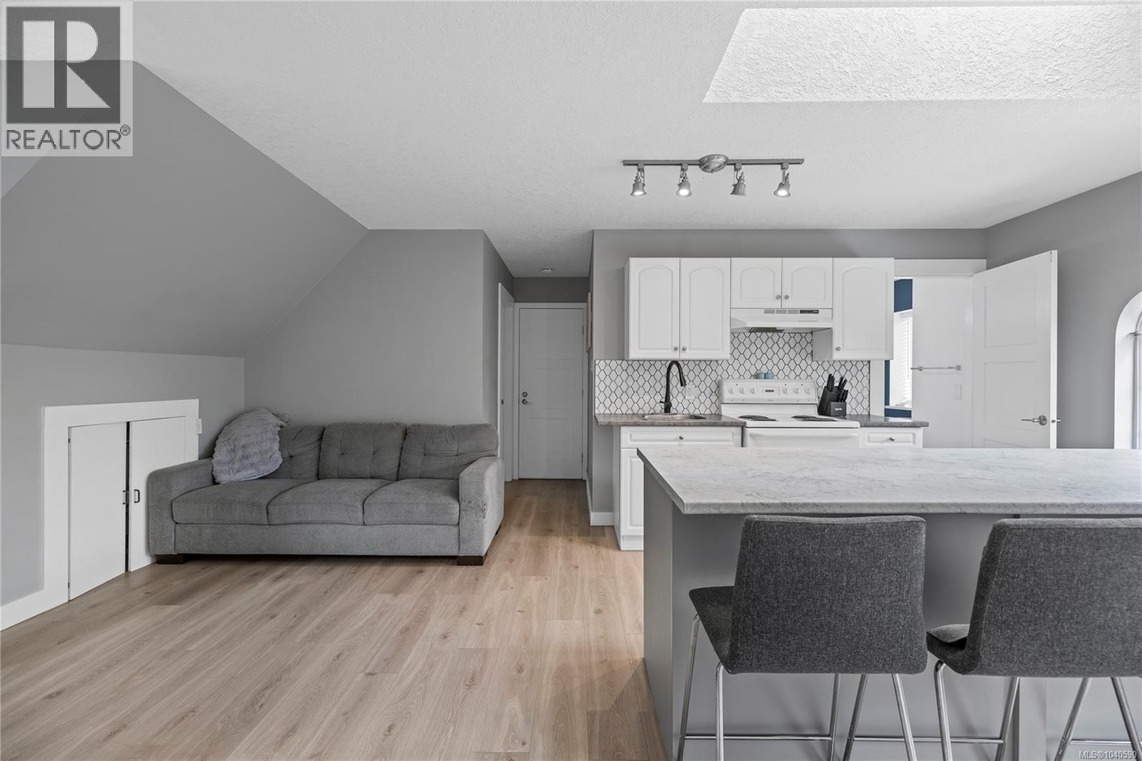 2620 Ross Rd - 33