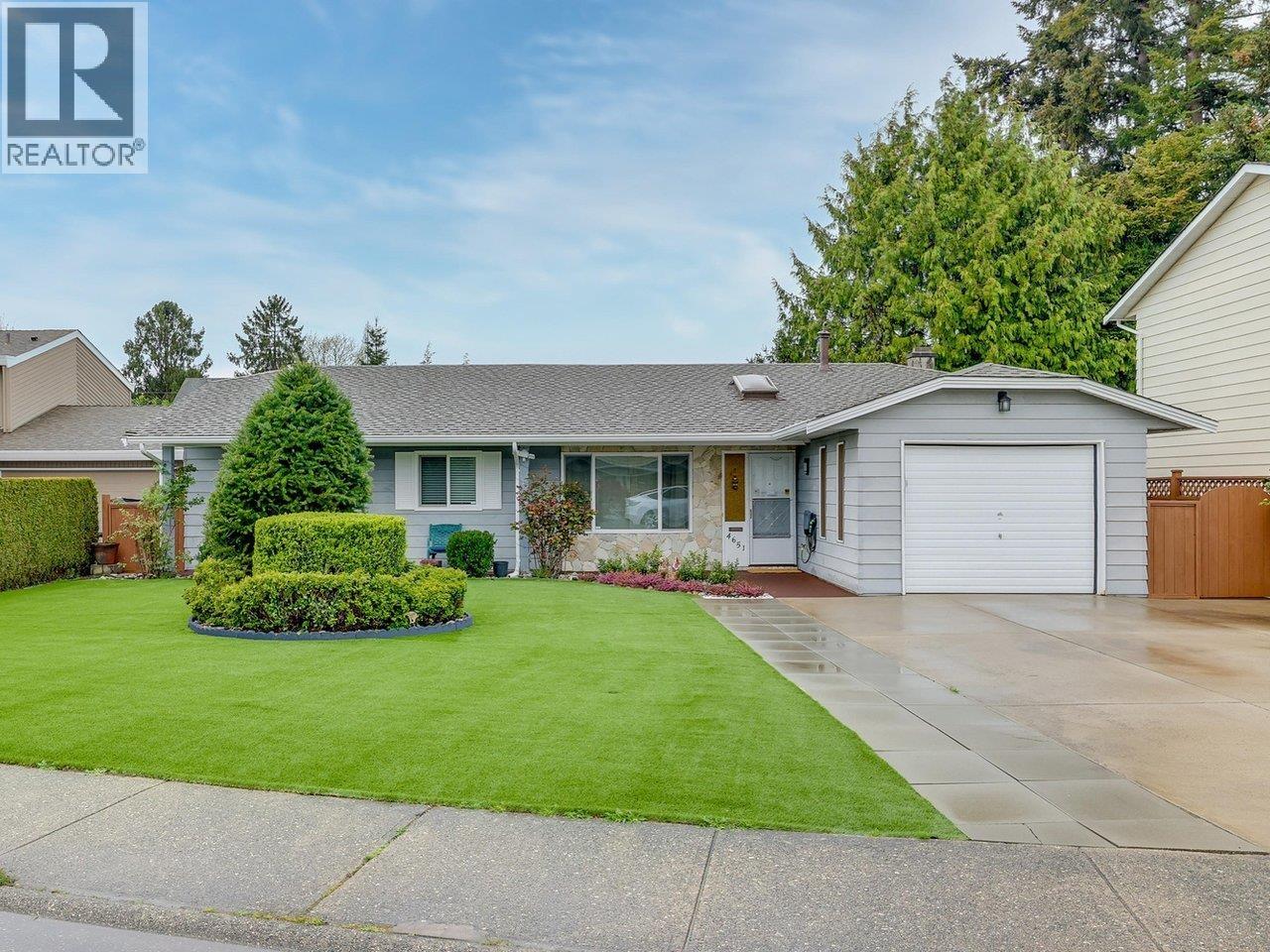 4651 56 STREET, Ladner