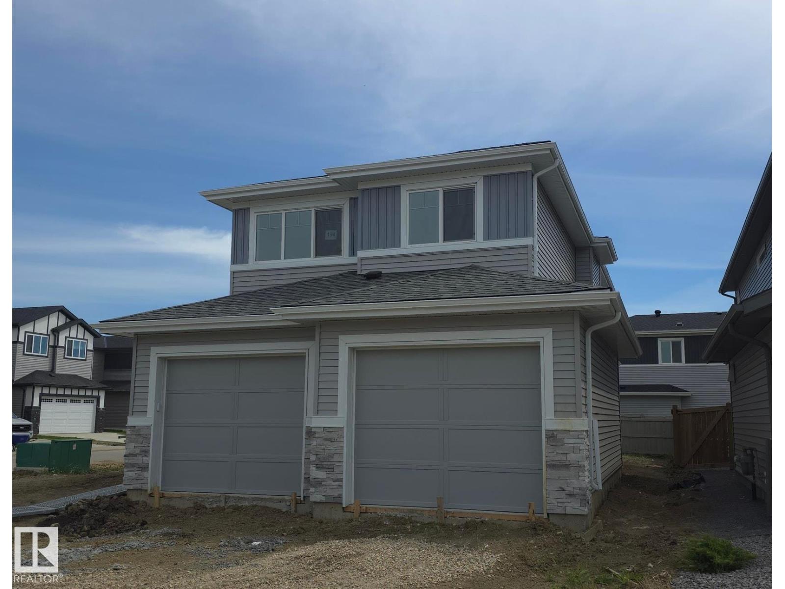 194 CALEDON CR - 44