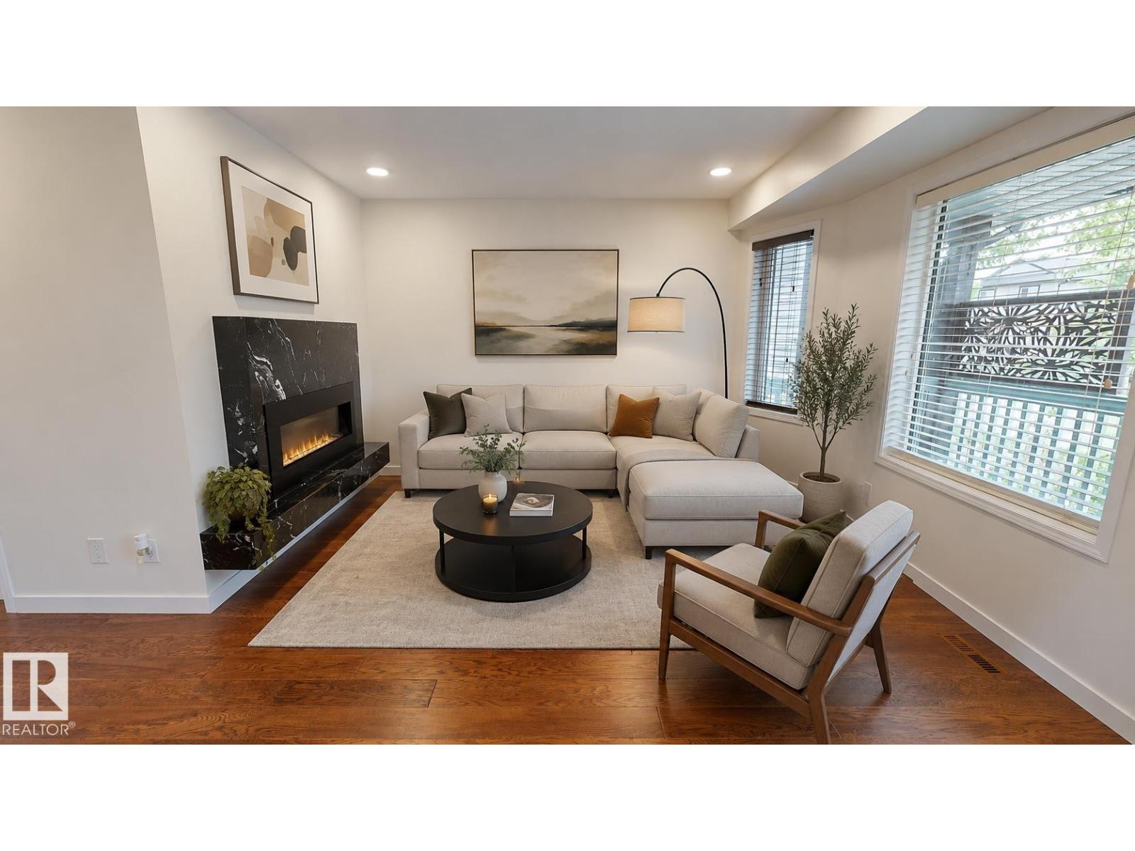4756 156 AV NW - photo 2