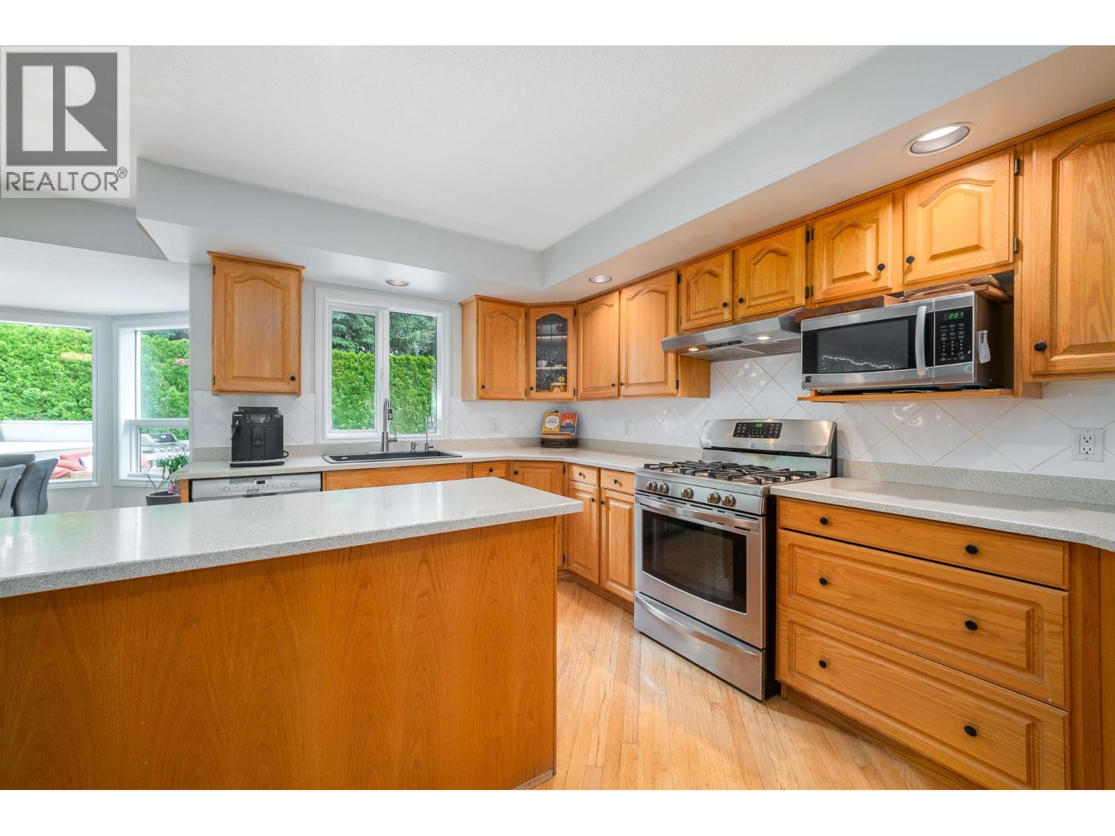 492 Carona Crescent - 13