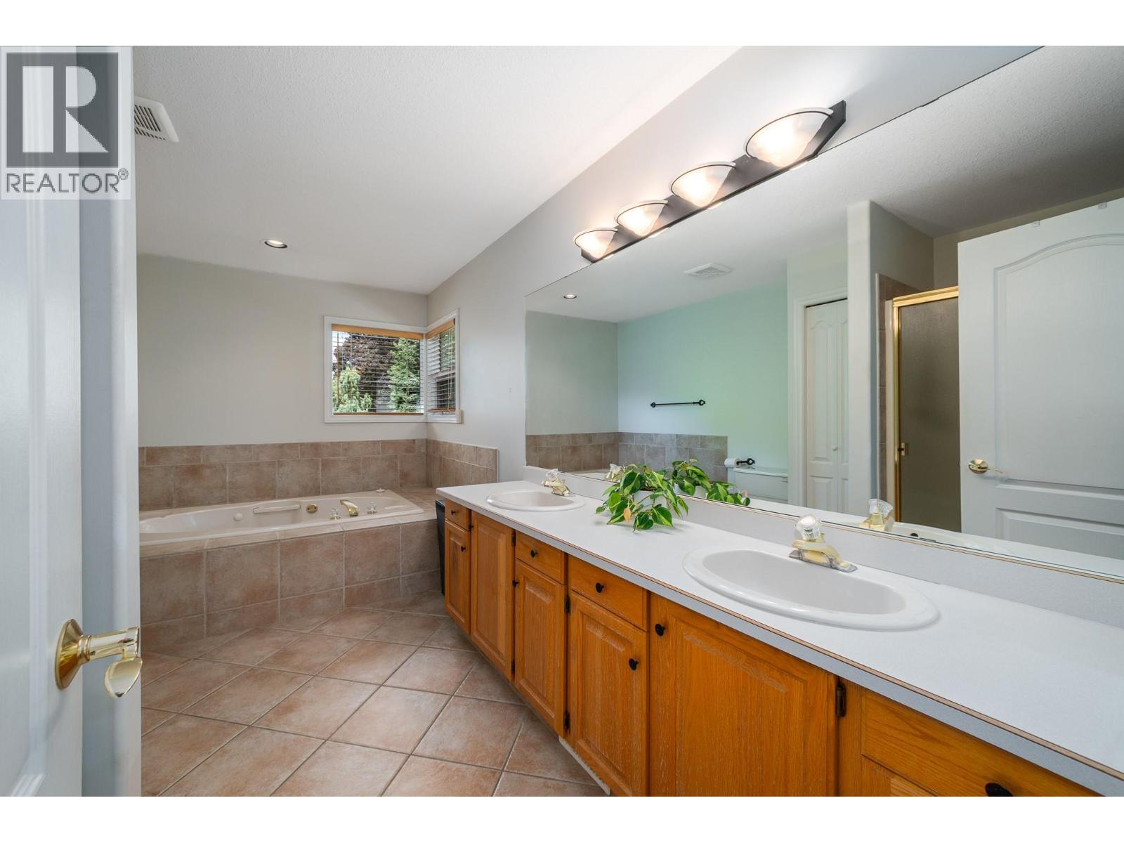 492 Carona Crescent - 30