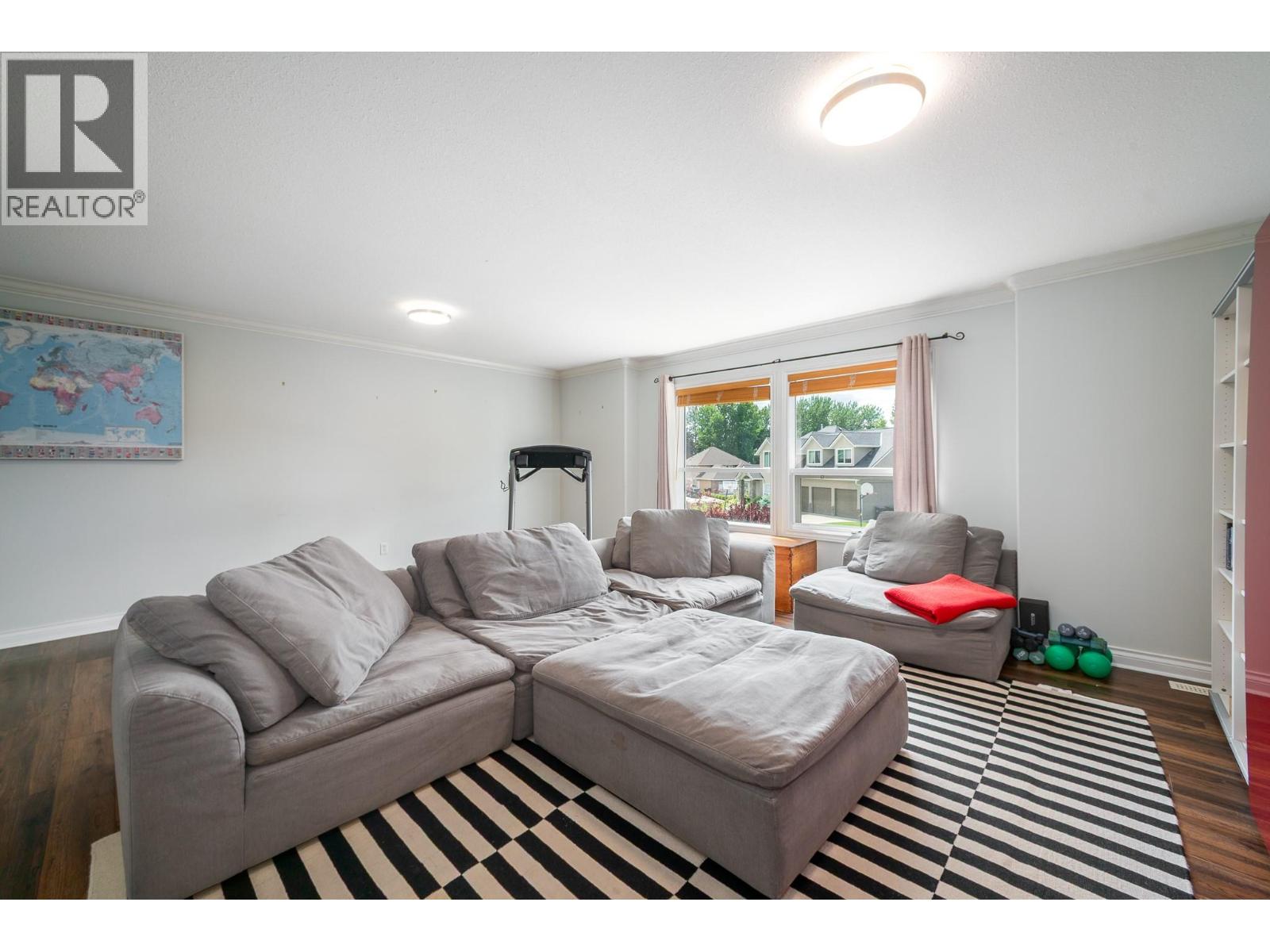 492 Carona Crescent - 37